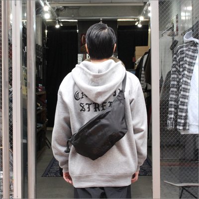 画像2: 【送料無料】SKULL SKATES スカルスケーツ SKULLロゴショルダーバッグ BLACKOUT