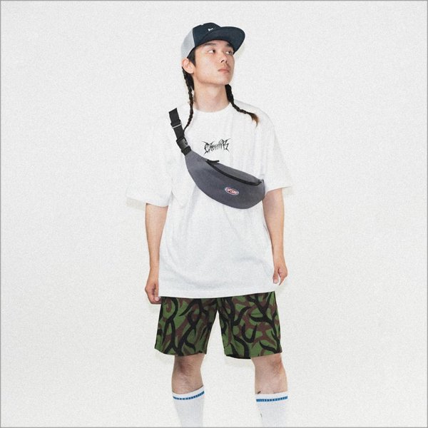 画像8: 【50％OFF】CharlieB チャーリービー DM Logo Tシャツ WHITE (8)