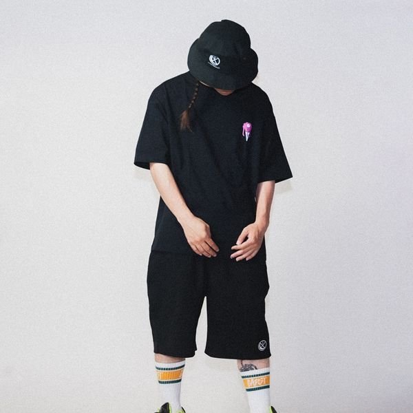 画像7: 【CS限定カラー】isxnot イズノット ALIVE Tシャツ BLACK/BLACK (7)