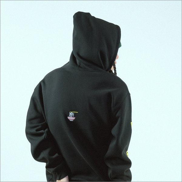 画像12: 【送料無料】MxMxM マジカルモッシュミスフィッツ 中華マンチーズ P/Oパーカー BLACK (12)