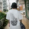 画像8: KustomStyle カスタムスタイル SKULL ROSE PRAYING HANDS Tシャツ WHITE (8)
