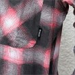 画像4: 【送料無料】BLUCO ブルコ プリントフランネルチェックシャツ -OMBRE- RED (4)