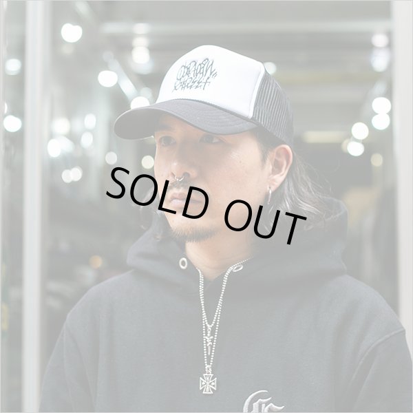 画像2: CAPTAIN STREET Tag メッシュキャップ BLACK/WHITE(黒刺繍) キャプテンストリート (2)