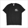 画像2: KustomStyle カスタムスタイル SKULL ROSE PRAYING HANDS Tシャツ BLACK (2)