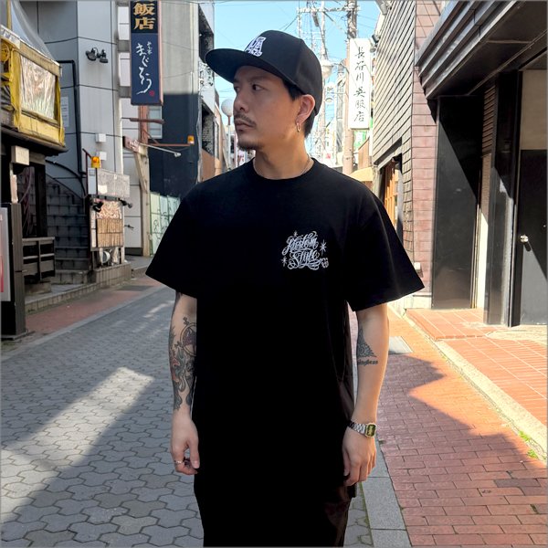 画像3: KustomStyle カスタムスタイル SKULL ROSE PRAYING HANDS Tシャツ BLACK (3)