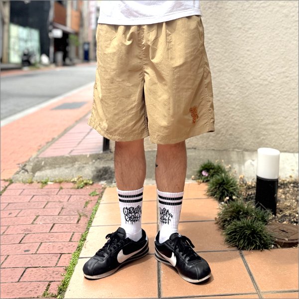 画像2: 【送料無料】KustomStyle カスタムスタイル BAGGED ナイロンショーツ SAND (2)