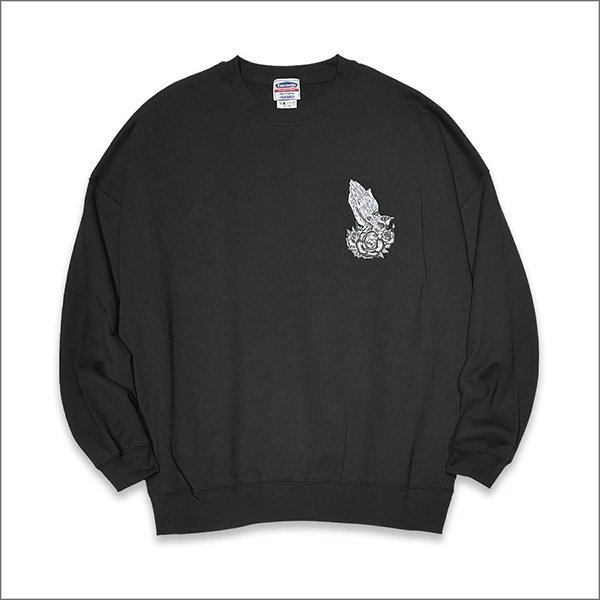 画像2: 【送料無料】KustomStyle カスタムスタイル SKULL ROSE PRAYING HANDS クルーネックスウェット BLACK (2)