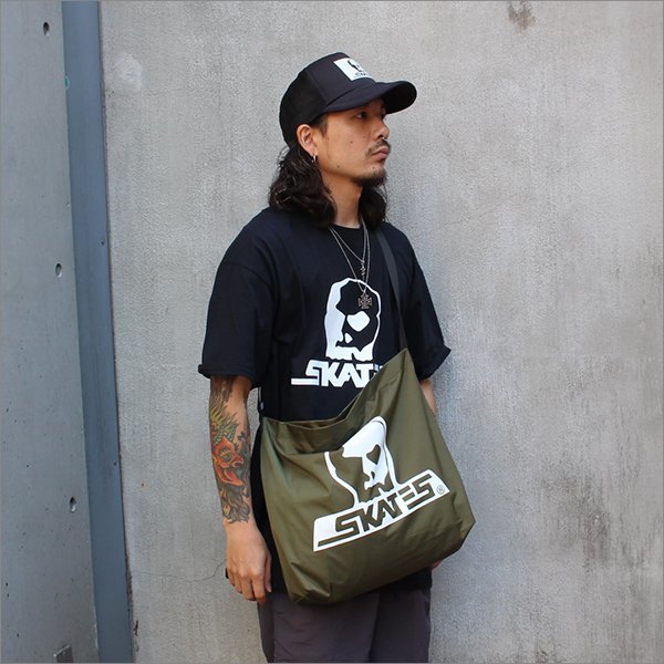 画像2: 【送料無料】SKULL SKATES スカルスケーツ ナイロン ショルダーバッグ OLIVE GREEN (2)