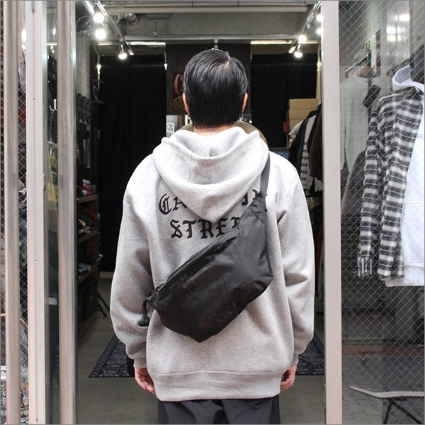 画像2: 【送料無料】SKULL SKATES スカルスケーツ SKULLロゴショルダーバッグ BLACKOUT (2)